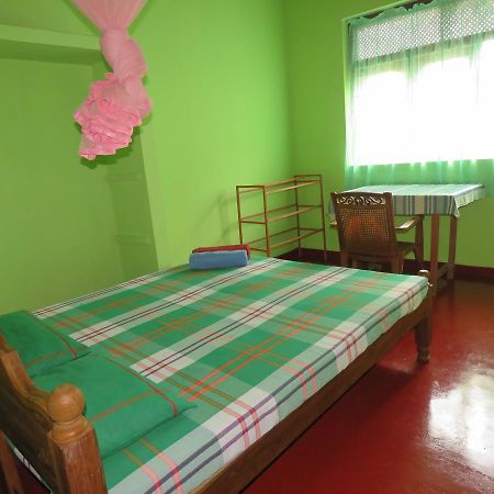 Hikkaduwa Home Stay Exterior photo
